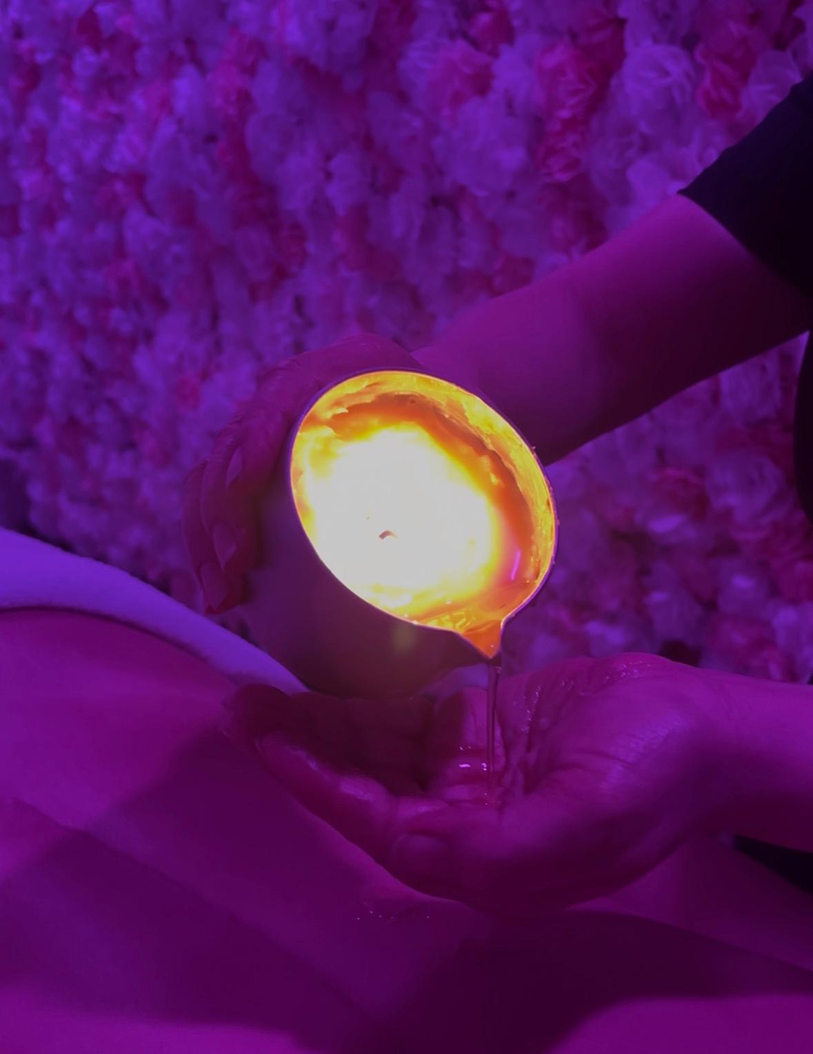 Massage a la bougie a Toulouse chez Moon & Star