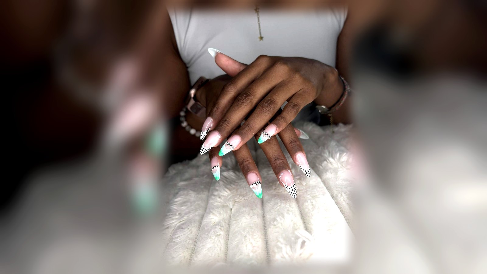 Beaute des pieds complete a Toulouse chez Moon & Star