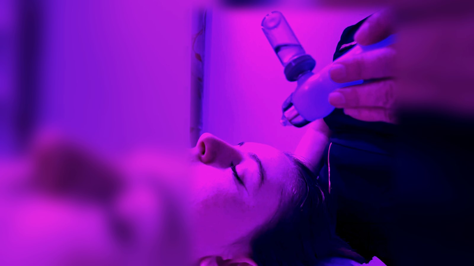 Rehaussement et teinture des cils a Toulouse chez Moon & Star